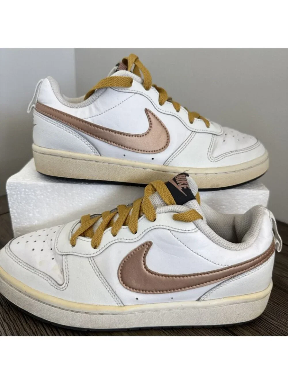 Nike Youth Court Borough Low 2 Shoes White Bronze Yellow US 5Y BQ5448-116